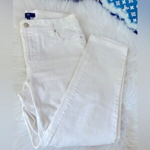 EUC NYDJ White Skinny Jeans with Bright Summer Appeal Size‎ 8P